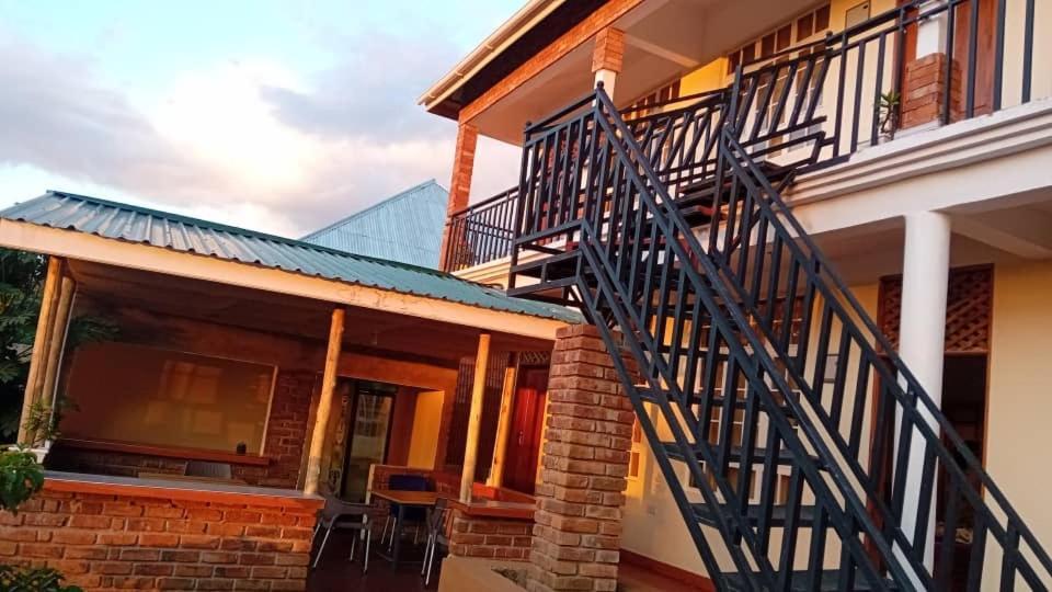 Seven Seven B&B Arusza Zewnętrze zdjęcie
